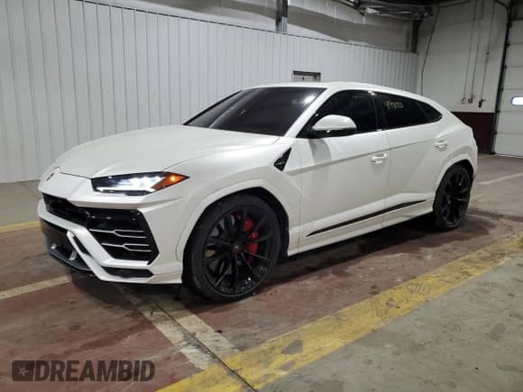 2021 Lamborghini Urus with VIN ZPBUA1ZL2MLA12990, listed as a Copart auction lot 41981535 with 69,793 mi miles and Salvage title. Bid and sale history available at DreamBid. Image 1.