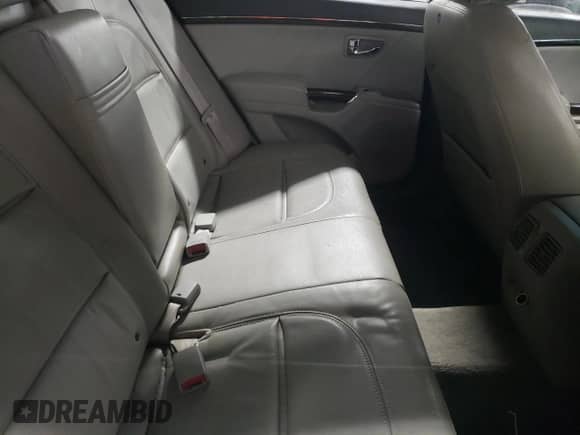 2011 Hyundai Azera Limited с VIN KMHFC4DF3BA538871, выставлен на аукционе Copart как лот 82855814 с пробегом Не указан миль и Списание • Salvage title. История ставок и продаж доступна на DreamBid. Изображение 10.