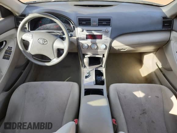 2010 Toyota Camry LE с VIN 4T1BF3EK7AU536906, выставлен на аукционе Copart как лот 81468375 с пробегом 158 390 миль миль и Списание • Salvage title. История ставок и продаж доступна на DreamBid. Изображение 8.