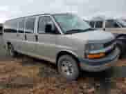 2008 Chevrolet Express Passenger with VIN 1GAHG39K781130764, listed as a Copart auction lot 46990255 with 68,470 mi miles and Clean title. Bid and sale history available at DreamBid. Image 4.