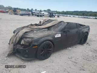 2013 Chevrolet Camaro ZL1 z VIN 2G1FL3DPXD9806054, wystawiony jako Copart lot #72064925 z przebiegiem Nie podano mil oraz Szkoda całkowita • Salvage title. Historia ofert i sprzedaży dostępna na DreamBid. Obrazek 1.