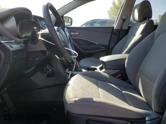 2016 Hyundai Santa Fe with VIN 5XYZT3LB2GG380315, listed as a Copart auction lot 86178335 with 189,558 mi miles and Clean title. Bid and sale history available at DreamBid. Image 7.