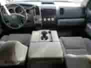 2013 Toyota Tundra с VIN 5TFDM5F16DX040275, выставлен на аукционе Copart как лот 86436074 с пробегом 184 120 миль миль и Списание • Salvage title. История ставок и продаж доступна на DreamBid. Изображение 8.