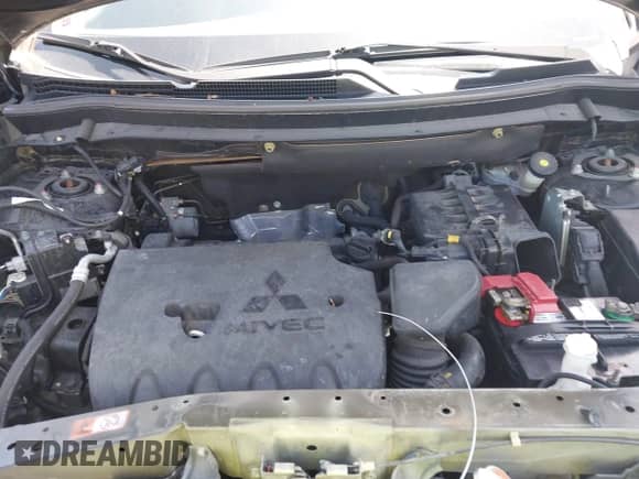 2020 Mitsubishi Outlander SE с VIN JA4AD3A33LZ017274, выставлен на аукционе IAAI как лот 43087221 с пробегом 78 101 миль миль и . История ставок и продаж доступна на DreamBid. Изображение 10.