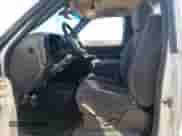 2007 Chevrolet Silverado 1500 Work Truck z VIN 1GCEK14V77E149501, wystawiony jako Copart lot #69477424 z przebiegiem 215 971 mil mil oraz Szkoda całkowita • Salvage title. Historia ofert i sprzedaży dostępna na DreamBid. Obrazek 7.