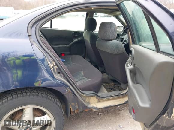 2004 Pontiac Grand Am SE1 с VIN 1G2NF52E14M620529, выставлен на аукционе IAAI как лот 41972467 с пробегом 157 165 миль миль и . История ставок и продаж доступна на DreamBid. Изображение 8.