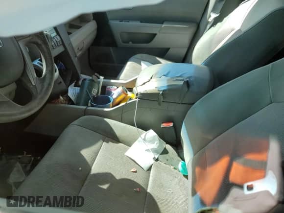 2010 Honda Pilot EX with VIN 5FNYF4H45AB036771, listed as a Copart auction lot 84647995 with Not provided miles and Salvage title. Bid and sale history available at DreamBid. Image 8.