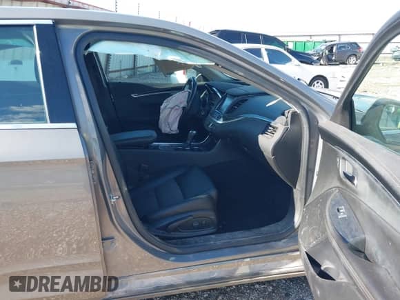 2017 Chevrolet Impala LT с VIN 1G1105S3XHU205038, выставлен на аукционе IAAI как лот 43315581 с пробегом 90 947 миль миль и . История ставок и продаж доступна на DreamBid. Изображение 5.