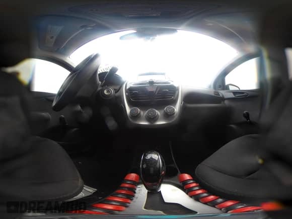 2016 Chevrolet Spark LS z VIN KL8CB6SA6GC628467, wystawiony jako IAAI lot #43020311 z przebiegiem 82 053 mil mil oraz . Historia ofert i sprzedaży dostępna na DreamBid. Obrazek 18.
