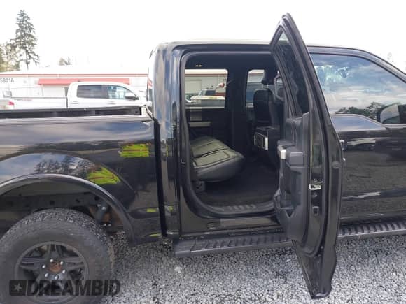 2015 Ford F-150 XLT с VIN 1FTEW1EP6FKD60774, выставлен на аукционе IAAI как лот 43166664 с пробегом 125 489 миль миль и . История ставок и продаж доступна на DreamBid. Изображение 8.