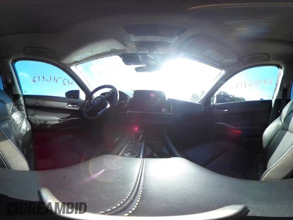 2024 Nissan Pathfinder SL with VIN 5N1DR3CD2RC283483, listed as a IAAI auction lot 42716112 with 8,887 mi miles and . Bid and sale history available at DreamBid. Image 18.