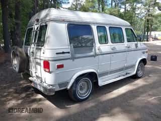 1993 Chevrolet Chevy Van with VIN 2GBEG25Z8P4137449, listed as a IAAI auction lot 42633473 with 124,912 mi miles and . Bid and sale history available at DreamBid. Image 4.