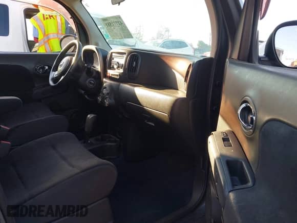 2011 Nissan Cube S с VIN JN8AZ2KR8BT213334, выставлен на аукционе IAAI как лот 42771581 с пробегом 149 400 миль миль и . История ставок и продаж доступна на DreamBid. Изображение 5.