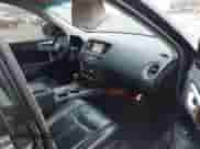 2015 Nissan Pathfinder SL z VIN 5N1AR2MN2FC612456, wystawiony jako IAAI lot #41940286 z przebiegiem 187 092 mil mil oraz . Historia ofert i sprzedaży dostępna na DreamBid. Obrazek 5.