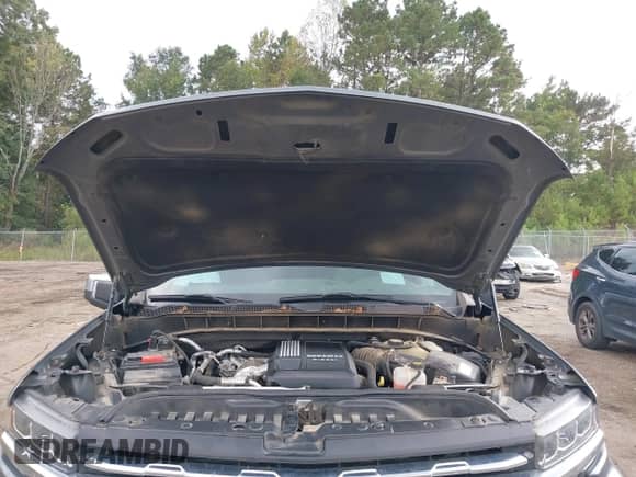 2021 Chevrolet Silverado 1500 LTZ z VIN 3GCUYGET2MG414226, wystawiony jako IAAI lot #43256497 z przebiegiem 106 592 mil mil oraz . Historia ofert i sprzedaży dostępna na DreamBid. Obrazek 10.