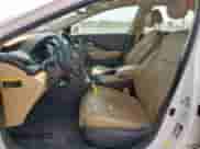 2016 Hyundai Azera Limited с VIN KMHFH4JG8GA521828, выставлен на аукционе Copart как лот 62875755 с пробегом 151 449 миль миль и Списание • Salvage title. История ставок и продаж доступна на DreamBid. Изображение 7.