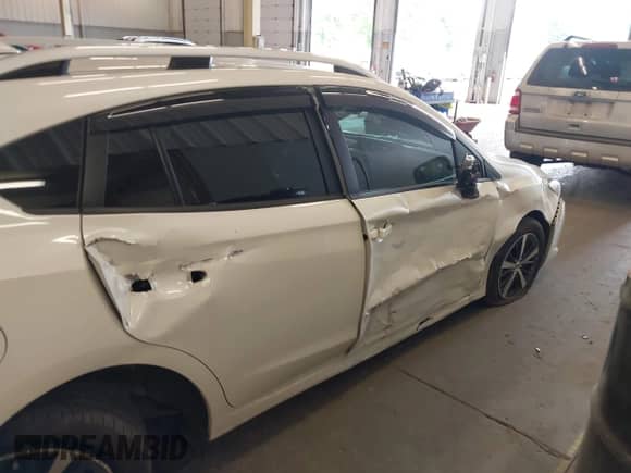 2023 Subaru Impreza Premium с VIN 4S3GTAV67P3722051, выставлен на аукционе IAAI как лот 42338763 с пробегом 21 806 миль миль и . История ставок и продаж доступна на DreamBid. Изображение 6.