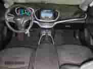 2017 Chevrolet Volt LT z VIN 1G1RC6S56HU116102, wystawiony jako Copart lot #71354222 z przebiegiem 60 500 mil mil oraz . Historia ofert i sprzedaży dostępna na DreamBid. Obrazek 8.