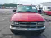 2001 Chevrolet S-10 LS with VIN 1GCDT13W11K218775, listed as a IAAI auction lot 42706513 with 214,664 mi miles and . Bid and sale history available at DreamBid. Image 12.