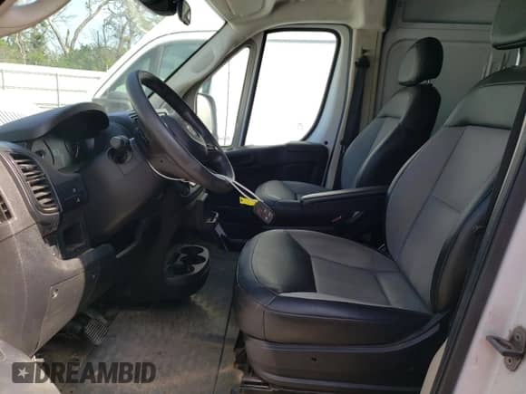 2022 Ram ProMaster Cargo с VIN 3C6LRVDG0NE103237, выставлен на аукционе Copart как лот 55868235 с пробегом 104 529 миль миль и Списание • Salvage title. История ставок и продаж доступна на DreamBid. Изображение 7.