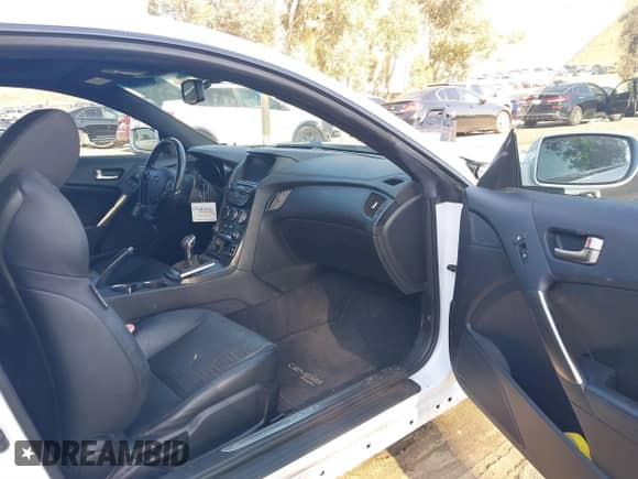 2015 Hyundai Genesis Coupe Ultimate с VIN KMHHU6KJ7FU125235, выставлен на аукционе IAAI как лот 41528159 с пробегом 113 006 миль миль и . История ставок и продаж доступна на DreamBid. Изображение 5.