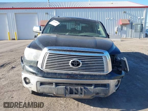 2013 Toyota Tundra Limited с VIN 5TFHW5F19DX313379, выставлен на аукционе IAAI как лот 42240976 с пробегом 164 558 миль миль и . История ставок и продаж доступна на DreamBid. Изображение 13.