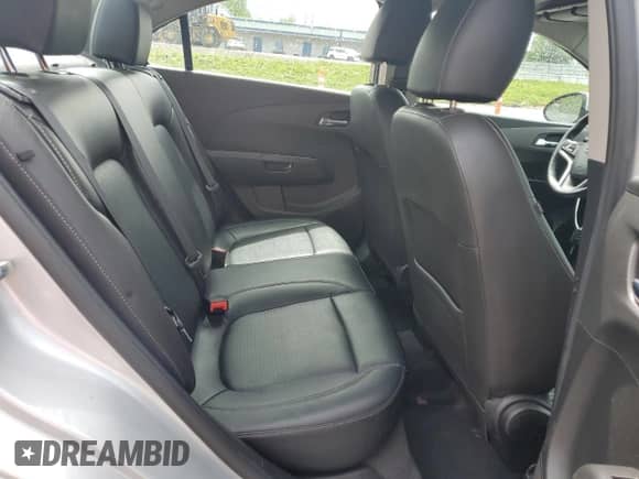 2013 Chevrolet Sonic LTZ с VIN 1G1JE5SG5D4217581, выставлен на аукционе Copart как лот 55977985 с пробегом 49 601 миль миль и Списание • Salvage title. История ставок и продаж доступна на DreamBid. Изображение 10.