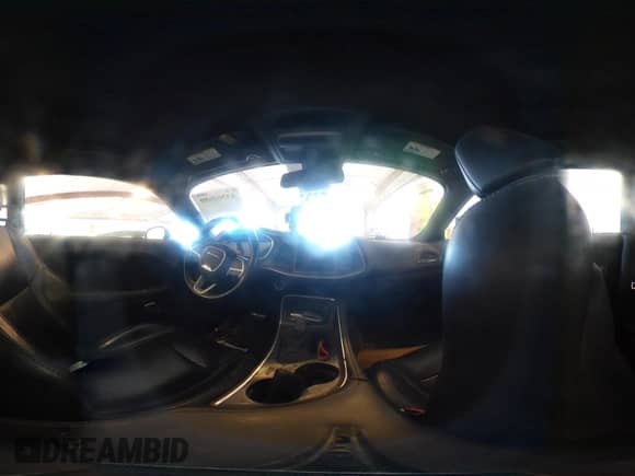 2015 Dodge Challenger SXT Plus z VIN 2C3CDZBG4FH705425, wystawiony jako IAAI lot #43362659 z przebiegiem Nie podano mil oraz . Historia ofert i sprzedaży dostępna na DreamBid. Obrazek 18.