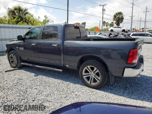 2017 Ram 1500 Outdoorsman z VIN 1C6RR7TT5HS551978, wystawiony jako Copart lot #48847255 z przebiegiem 135 563 mil mil oraz Szkoda całkowita • Salvage title. Historia ofert i sprzedaży dostępna na DreamBid. Obrazek 2.