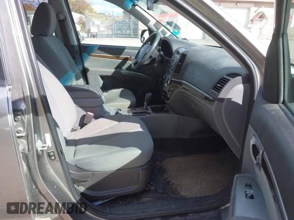 2011 Hyundai Santa Fe GLS with VIN 5XYZGDAB3BG022274, listed as a IAAI auction lot 43507199 with 219,067 mi miles and . Bid and sale history available at DreamBid. Image 5.