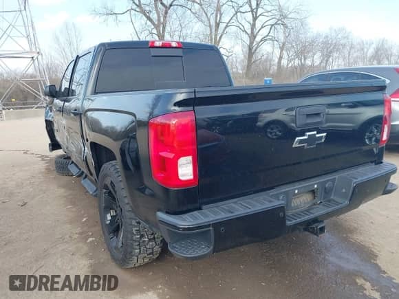 2017 Chevrolet Silverado 1500 LTZ z VIN 3GCUKSEJ4HG269134, wystawiony jako IAAI lot #41772278 z przebiegiem 103 707 mil mil oraz . Historia ofert i sprzedaży dostępna na DreamBid. Obrazek 3.