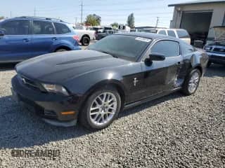 2012 Ford Mustang V6 z VIN 1ZVBP8AM6C5234832, wystawiony jako Copart lot #80139975 z przebiegiem 110 152 mil mil oraz Szkoda całkowita • Salvage title. Historia ofert i sprzedaży dostępna na DreamBid. Obrazek 1.