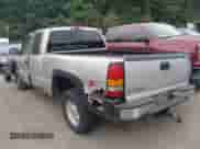 2004 GMC Sierra 1500 SLE with VIN 2GTEK19T841242404, listed as a IAAI auction lot 42972572 with 152,606 mi miles and . Bid and sale history available at DreamBid. Image 3.