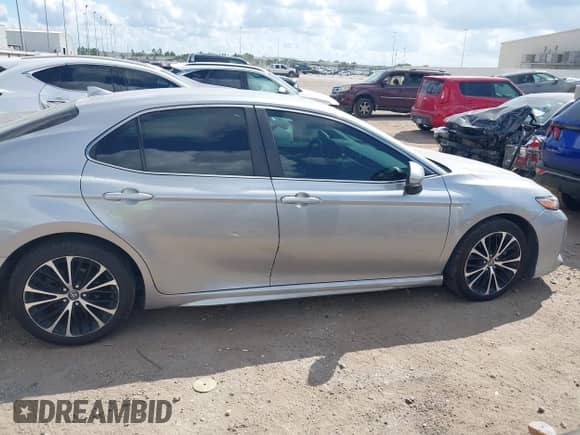 2019 Toyota Camry LE с VIN 4T1B11HK8KU175668, выставлен на аукционе IAAI как лот 43397625 с пробегом 260 310 миль миль и . История ставок и продаж доступна на DreamBid. Изображение 13.