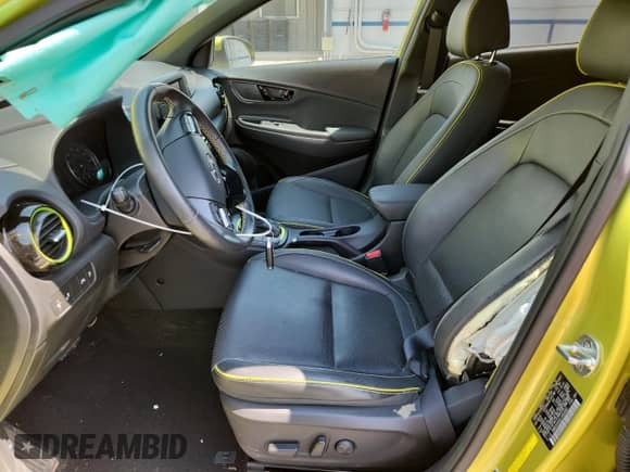 2020 Hyundai Kona Limited z VIN KM8K33A50LU492002, wystawiony jako Copart lot #80181985 z przebiegiem 8 092 mil mil oraz Szkoda całkowita • Salvage title. Historia ofert i sprzedaży dostępna na DreamBid. Obrazek 7.