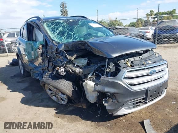 2017 Ford Escape SE с VIN 1FMCU9GD3HUA51913, выставлен на аукционе IAAI как лот 43200596 с пробегом 123 226 миль миль и . История ставок и продаж доступна на DreamBid. Изображение 1.