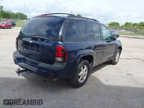 2008 Chevrolet TrailBlazer Fleet 2FL with VIN 1GNDT13S082232066, listed as a IAAI auction lot 42412578 with 182,910 mi miles and . Bid and sale history available at DreamBid. Image 4.