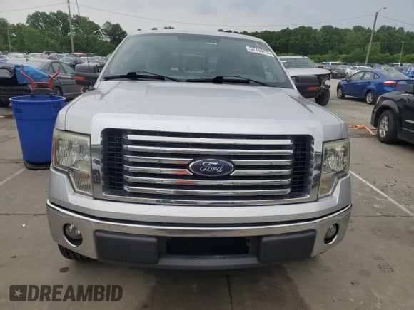 2012 Ford F-150 XL z VIN 1FTFX1CT4CFC92318, wystawiony jako Copart lot #61230155 z przebiegiem 194 595 mil mil oraz Szkoda całkowita • Salvage title. Historia ofert i sprzedaży dostępna na DreamBid. Obrazek 5.