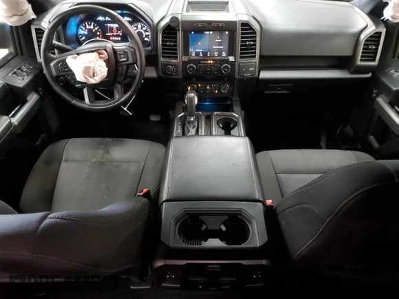 2019 Ford F-150 XL with VIN 1FTEW1EPXKFC31343, listed as a Copart auction lot 67032455 with 101,185 mi miles and Clean title. Bid and sale history available at DreamBid. Image 8.