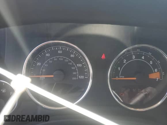 2015 Jeep Compass High Altitude with VIN 1C4NJCEA6FD171682, listed as a Copart auction lot 62288755 with 125,044 mi miles and Clean title. Bid and sale history available at DreamBid. Image 9.