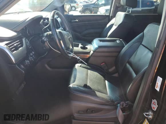 2016 Chevrolet Suburban LT с VIN 1GNSKHKC8GR420322, выставлен на аукционе Copart как лот 89496325 с пробегом 133 124 миль миль и Списание • Salvage title. История ставок и продаж доступна на DreamBid. Изображение 7.