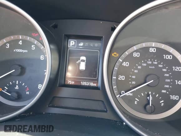 2018 Hyundai Santa Fe 2.4L с VIN 5NMZU3LB1JH098578, выставлен на аукционе IAAI как лот 43506378 с пробегом 126 318 миль миль и . История ставок и продаж доступна на DreamBid. Изображение 7.