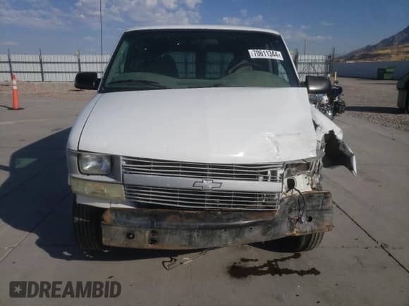 2004 Chevrolet Astro Cargo с VIN 1GCDL19X64B109975, выставлен на аукционе Copart как лот 70611344 с пробегом 129 682 миль миль и Списание • Salvage title. История ставок и продаж доступна на DreamBid. Изображение 5.