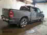 2020 Ram 1500 Limited z VIN 1C6SRFHMXLN225095, wystawiony jako Copart lot #45708085 z przebiegiem 96 423 mil mil oraz Szkoda całkowita • Salvage title. Historia ofert i sprzedaży dostępna na DreamBid. Obrazek 3.