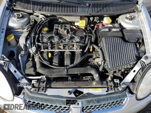 2004 Dodge Neon SXT z VIN 1B3ES56CX4D535514, wystawiony jako Copart lot #47447545 z przebiegiem 82 451 mil mil oraz Szkoda całkowita • Salvage title. Historia ofert i sprzedaży dostępna na DreamBid. Obrazek 12.