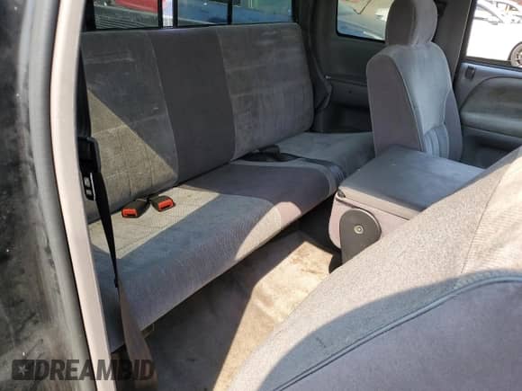 1996 Dodge 1500 с VIN 3B7HC13Y3TG132333, выставлен на аукционе Copart как лот 67113555 с пробегом 235 017 миль миль и Списание • Salvage title. История ставок и продаж доступна на DreamBid. Изображение 10.