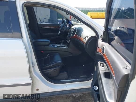 2013 Jeep Grand Cherokee Limited с VIN 1C4RJFBT5DC573298, выставлен на аукционе IAAI как лот 42406850 с пробегом 127 000 миль миль и . История ставок и продаж доступна на DreamBid. Изображение 5.