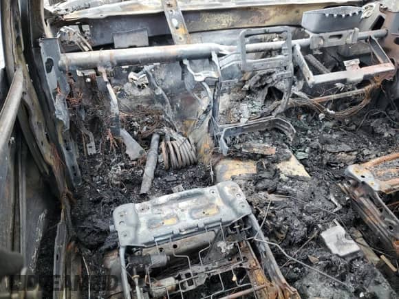 2009 Dodge 1500 ST с VIN 1D3HB18T09S782200, выставлен на аукционе Copart как лот 78393764 с пробегом Не указан миль и На запчасти • Non repairable. История ставок и продаж доступна на DreamBid. Изображение 8.