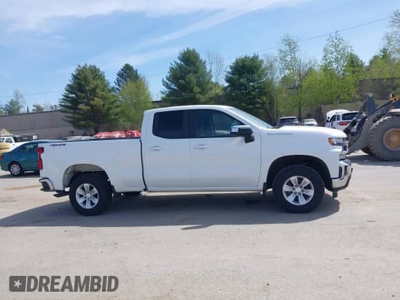 2021 Chevrolet Silverado 1500 LT with VIN 1GCRYDEK2MZ136195, listed as a IAAI auction lot 42171221 with 146,558 mi miles and . Bid and sale history available at DreamBid. Image 13.
