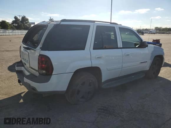 2003 Chevrolet TrailBlazer LTZ с VIN 1GNDT13S532242052, выставлен на аукционе Copart как лот 85823175 с пробегом 171 406 миль миль и Списание • Salvage title. История ставок и продаж доступна на DreamBid. Изображение 3.
